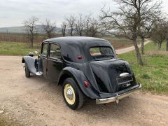 Louer une CITROËN Traction Avant de de 1953 (Photo 3)