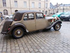 Louer une CITROËN Traction Avant de de 1954 (Photo 3)