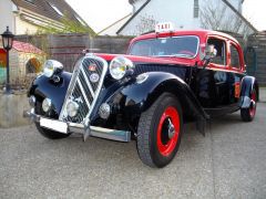 CITROËN Traction Avant (Photo 1)