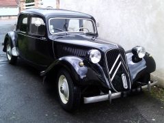CITROËN Traction Avant (Photo 1)