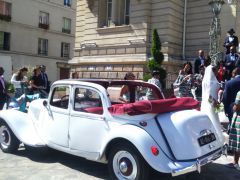 Louer une CITROËN Traction Découvrable de de 1953 (Photo 4)