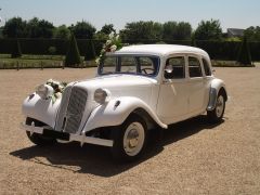 Louer une CITROËN Traction Familiale de 1954 (Photo 0)