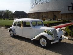 Louer une CITROËN Traction Familiale de de 1954 (Photo 2)