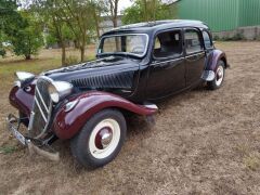 Louer une CITROEN Traction Familiale de de 1957 (Photo 2)
