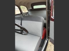 Louer une CITROEN Traction Familiale de de 1957 (Photo 3)