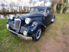 Louer une CITROËN Traction Taxi de de 1955 (Photo 1)