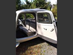 CITROËN Traction Toit Ouvrant (Photo 4)