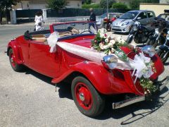 Louer une CITROËN Traction de 1948 (Photo 1)