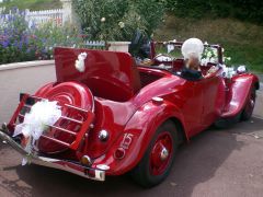 Louer une CITROËN Traction de de 1948 (Photo 2)