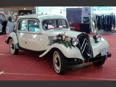 Louer une CITROËN Traction de 1951 (Photo 0)