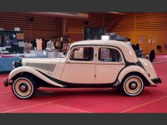 Louer une CITROËN Traction de de 1951 (Photo 3)