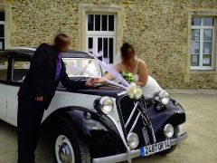 Louer une CITROËN Traction de de 1953 (Photo 3)