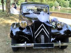 Louer une CITROËN Traction de de 1953 (Photo 3)