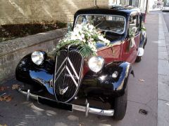 Louer une CITROËN Traction de 1953 (Photo 1)