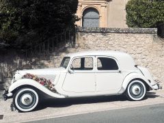 Louer une CITROËN Traction de de 1953 (Photo 3)