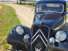 Louer une CITRO&Euml;N Traction de de 1953 (Photo 2)