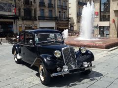 Louer une CITROËN Traction de de 1955 (Photo 3)