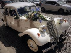 Louer une CITROËN Traction de de 1955 (Photo 1)