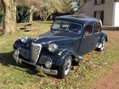 Louer une CITROËN Traction de 1955 (Photo 1)