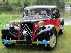 Louer une CITROËN Traction de de 1956 (Photo 2)