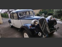 Louer une CITROËN Traction de de 1957 (Photo 2)