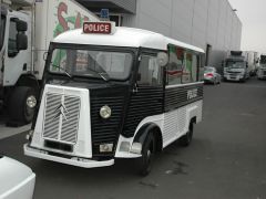 Louer une CITROËN Type H de de 1978 (Photo 2)