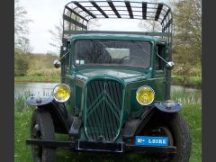 Louer une CITROËN U23 de de 1951 (Photo 4)