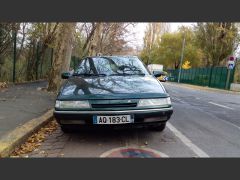 Louer une CITROËN XM V6 24S de de 1991 (Photo 2)