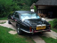 Louer une DAIMLER Double Six de de 1975 (Photo 2)