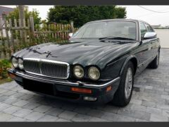 Louer une DAIMLER X300 Century de de 1996 (Photo 1)