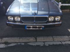 Louer une DAIMLER  de de 1984 (Photo 3)