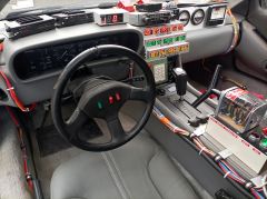 Louer une DELOREAN DMC 12 Time Machine de de 1981 (Photo 3)