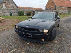 Louer une DODGE Challenger 375CV de de 2000 (Photo 2)