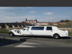 Louer une EXCALIBUR Limousine V8 de de 1995 (Photo 2)