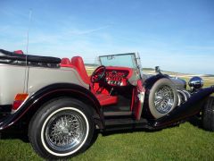 Louer une EXCALIBUR Phaeton III de de 1977 (Photo 3)