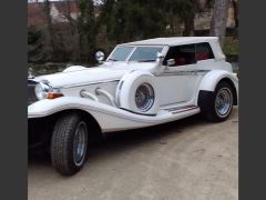 Louer une EXCALIBUR Phaeton IV de de 1982 (Photo 3)