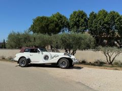 Louer une EXCALIBUR Phaeton IV de de 1983 (Photo 2)