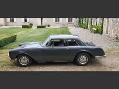 Louer une FACEL VEGA Facel 3 de de 1964 (Photo 2)