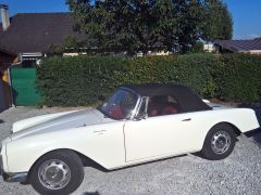 Louer une FACEL VEGA Facellia F2B de de 1963 (Photo 3)