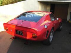 Louer une FERRARI REPLICA 250 GTO de de 1974 (Photo 3)