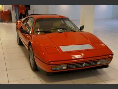 Louer une FERRARI 328 GTB de de 1986 (Photo 3)