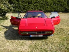 Louer une FERRARI 328 GTS de de 1986 (Photo 2)