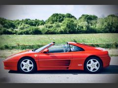 Louer une FERRARI 348 TS 300 CV de de 1991 (Photo 1)