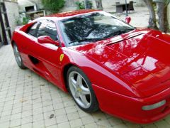 Louer une FERRARI F 355 380CV de de 1997 (Photo 2)