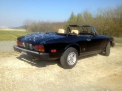 Louer une FIAT 124 Spider de de 1980 (Photo 4)