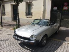 Louer une FIAT Spider Europa de de 1984 (Photo 1)