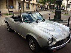 Louer une FIAT Spider Europa de de 1984 (Photo 2)