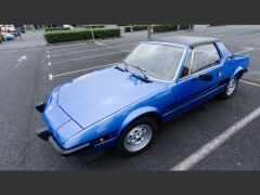 Louer une FIAT X 1/9 de de 1977 (Photo 1)