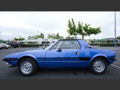 Louer une FIAT X 1/9 de de 1977 (Photo 2)