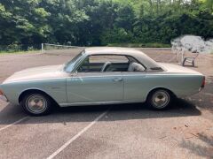 Louer une FORD 20 MTS Hard Top de de 1965 (Photo 3)